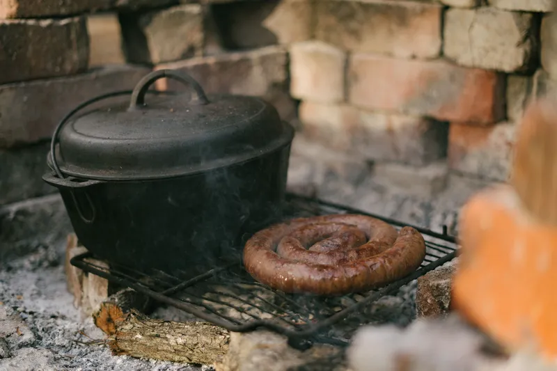 Brytfanna żeliwna (Dutch Oven)